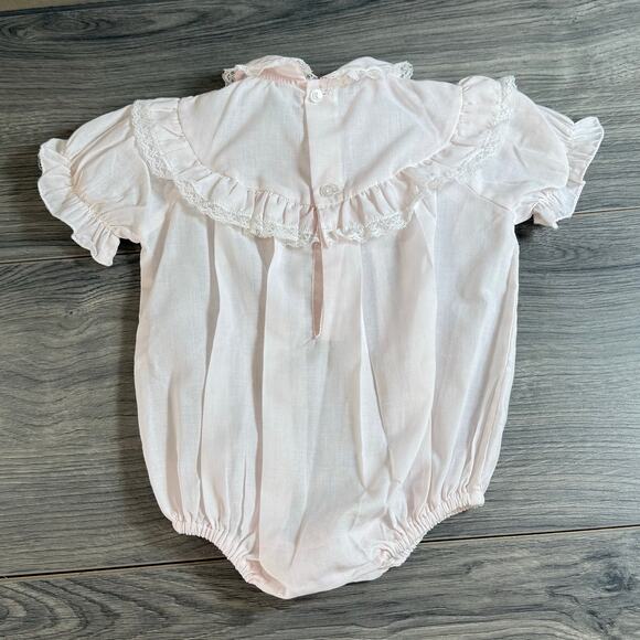 Vintage Alison Scott Romper One Piece Size 6 mos Lace Embroidered Dainty - Picture 13 of 16